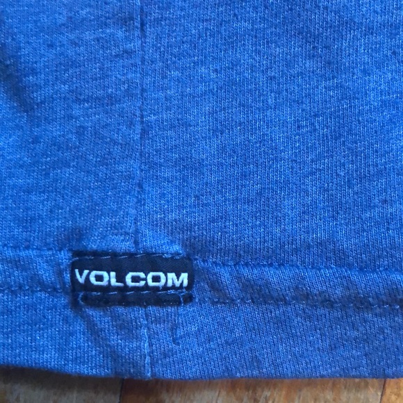 Boys Volcom Blue T-Shirt Bundle and save! - Picture 3 of 3